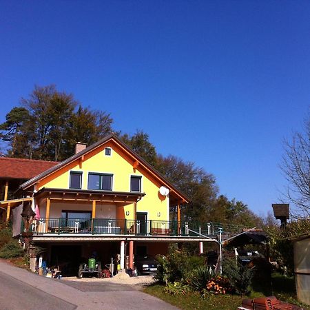 Gaestehaus Schmid Sankt Johann im Saggautal Exterior foto